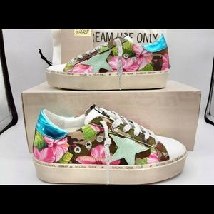 Golden Goose Super-Star Canvas Sneakers - Camouflage Hibiscus Brand new! Size 39